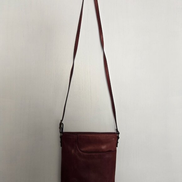 ✨ Margot New York Cognac Leather Crossbody Bag ✨ - Picture 2 of 6